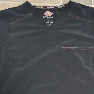 Dickies Black Professional V-Neck Shirt And Bottom Set